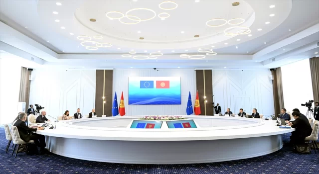 Kırgızistan Cumhurbaşkanı Caparov, AB Konseyi Başkanı Michel’le işbirliği olanaklarını görüştü