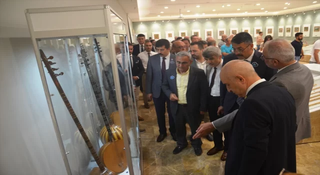 Kütahya’da ressam Ahmet Yakupoğlu’nun eserlerinin sergilendiği müze açıldı