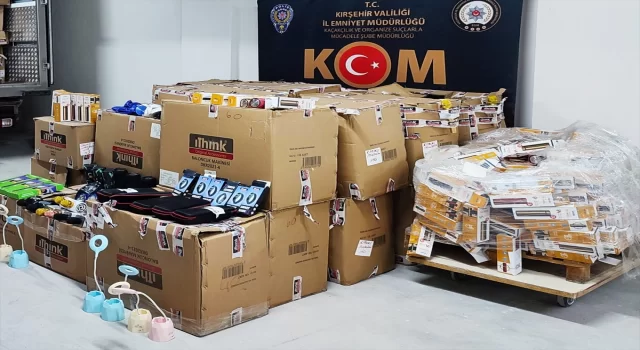 Kırşehir’de 7 bin 433 kaçak emtia ele geçirildi