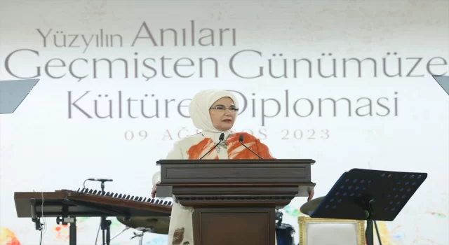 Emine Erdoğan, ”Yüzyılın Anıları Geçmişten Günümüze Kültürel Diplomasi Programı”nda konuştu: