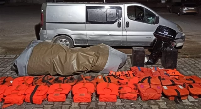 Balıkesir’de jandarma operasyonlarında 26 düzensiz göçmen yakalandı