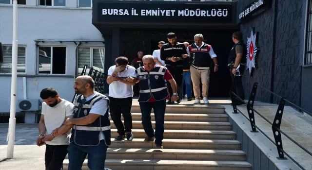 Bursa’da aranan 44 kişi şafak operasyonuyla yakalandı