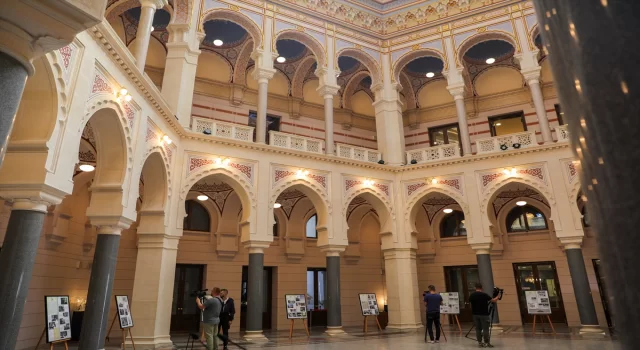 Saraybosna’daki Vijecnica Kütüphanesi’nin yakılışının 31’inci yılı dolayısıyla fotoğraf sergisi açıldı