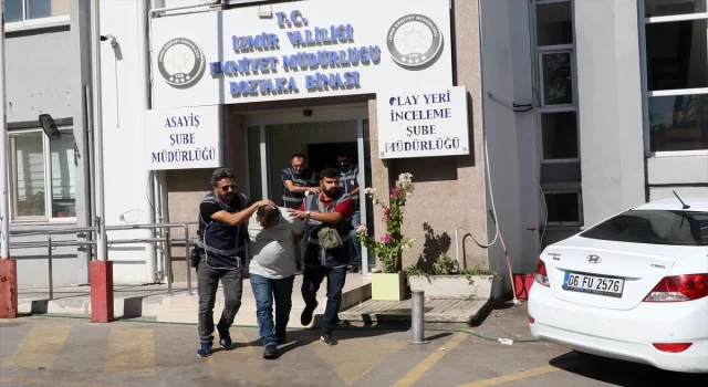 Hatay’da enkazdan çıkarılan otomobille İzmir’de gasbedilen otomobilin plakasını değiştiren 5 şüpheli yakalandı