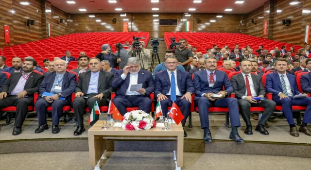 Van’da ”Türkiyeİran 6. Sınır İlleri Ekonomik İşbirliği Toplantısı” yapıldı