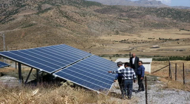 Bitlis’te güneş enerjisinden elde edilen elektrikle 60 köye su ulaştırılıyor