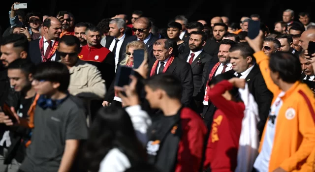 Galatasaray Kulübü, Anıtkabir’i ziyaret etti