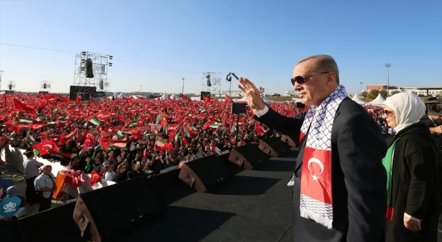 Cumhurbaşkanı Erdoğan: ”Hamas terör örgütü değildir dedim ya bundan İsrail çok rahatsız oldu, bunu söyleyeceğinizi biliyorduk, bunu bildiğimiz için de açık, net olarak ifade ettik”