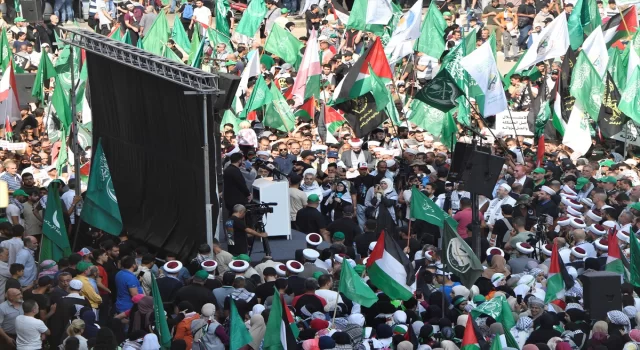 Lübnan’ın başkenti Beyrut’ta Gazze’ye destek gösterisi düzenlendi