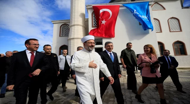 Diyanet İşleri Başkanı Erbaş, Kur’an kursu ve lojman inşaatı temel atma törenine katıldı: