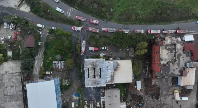 GÜNCELLEME Arnavutköy’de bir fabrikada çıkan yangın söndürüldü