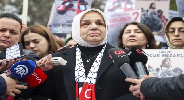 AK Parti’li Keşir, İsrail’in Ankara Büyükelçiliği konutu önünde basın açıklaması yaptı:
