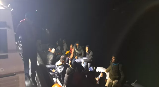 Çanakkale’nin Ayvacık ilçesi açıklarında 101 düzensiz göçmen yakalandı