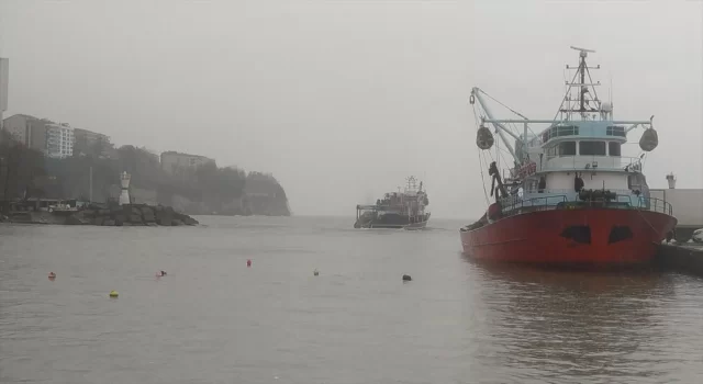 Düzce’de balıkçılar kuvvetli rüzgarın ardından yeniden denize açıldı