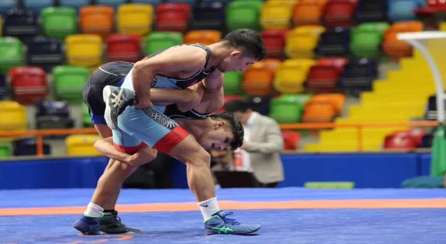 Mahmut Demir Büyükler Serbest Güreş Türkiye Şampiyonası, Konya’da başladı