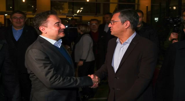 CHP Genel Başkanı Özel’den, Babacan’a taziye ziyareti