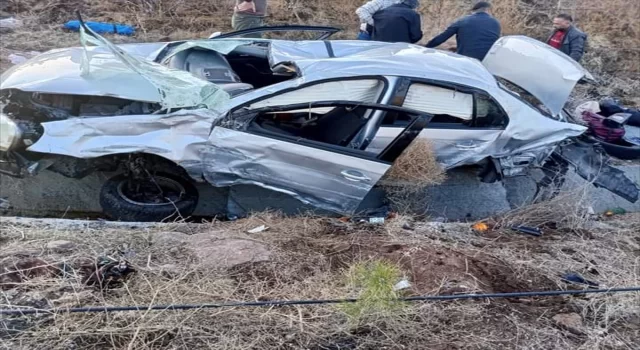 Aksaray’daki trafik kazasında 1 kişi öldü, 4 kişi yaralandı