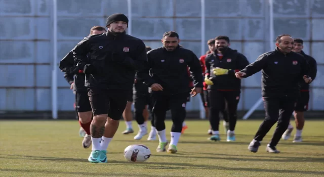 Sivasspor, Başakşehir maçı hazırlıklarını sürdürdü 