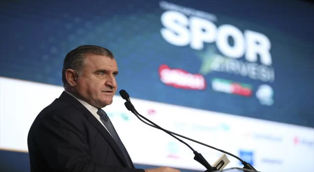 Gençlik ve Spor Bakanı Osman Aşkın Bak, Spor Zirvesi’ne katıldı: