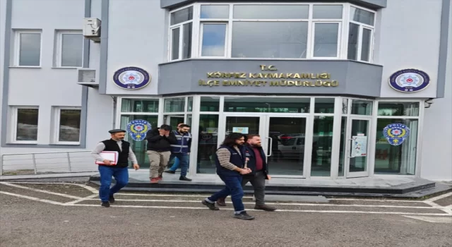 Kocaeli’de tır ve karavan çaldıkları iddiasıyla yakalanan 3 sanık tutuklandı