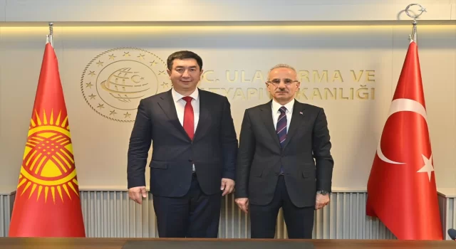 Ulaştırma ve Altyapı Bakanı Uraloğlu, Kırgız mevkidaşıyla ”Orta Koridor”u görüştü