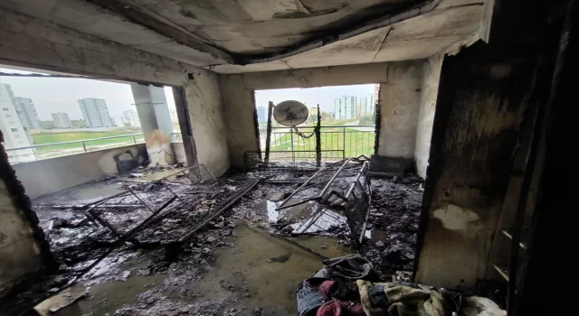 Adana’da yangın çıkan 12 katlı apartmanda bazı kişiler dumandan etkilendi