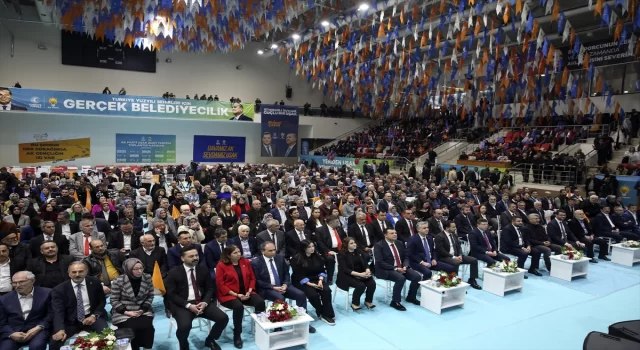 AK Partili Yalçın, partisinin ”Uşak Aday Tanıtım Toplantısı”nda konuştu: