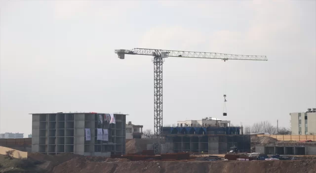 Depremzedeler için Kayserispor adına Adıyaman’a yaptırılan 250 konutun inşası sürüyor