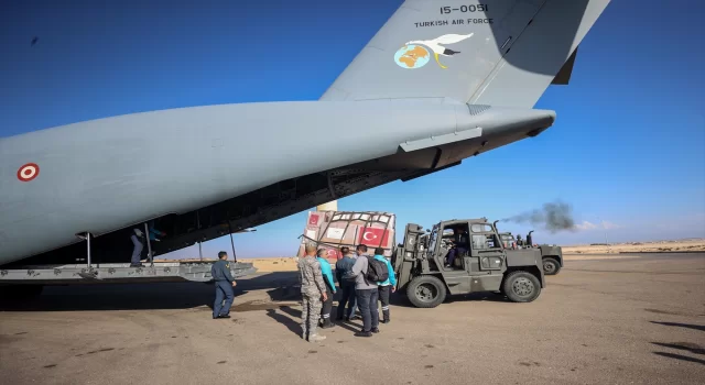 Türkiye’den Gazze’ye tıbbi malzeme götüren askeri uçak Mısır’a ulaştı