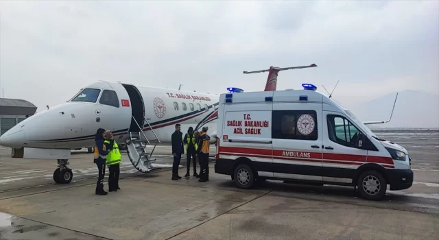 Muş’ta kalp ve karaciğer yetmezliği olan bebek ambulans uçakla Ankara’ya sevk edildi
