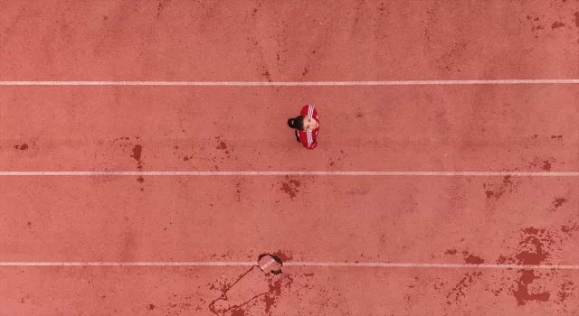 Milli atlet Elif Naz Köseoğlu, 2028 Olimpiyatları’nda final hedefi için koşuyor
