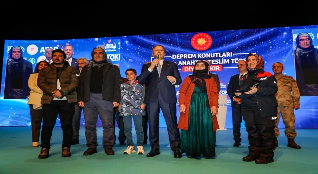 Bakan Yerlikaya, Diyarbakır’da ”Deprem Konutları Kura ve Anahtar Teslim Töreni”nde konuştu: