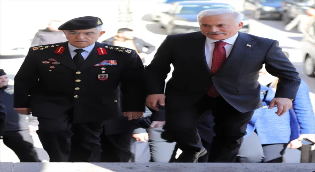 Jandarma Genel Komutanı Orgeneral Arif Çetin, Aksaray’da ziyaretlerde bulundu
