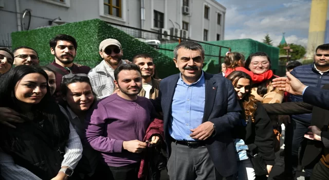 Milli Eğitim Bakanı Yusuf Tekin, İzmir’de açıklamalarda bulundu: