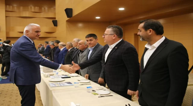 Kültür ve Turizm Bakanı Ersoy, Kepez’de muhtarlarla buluştu:
