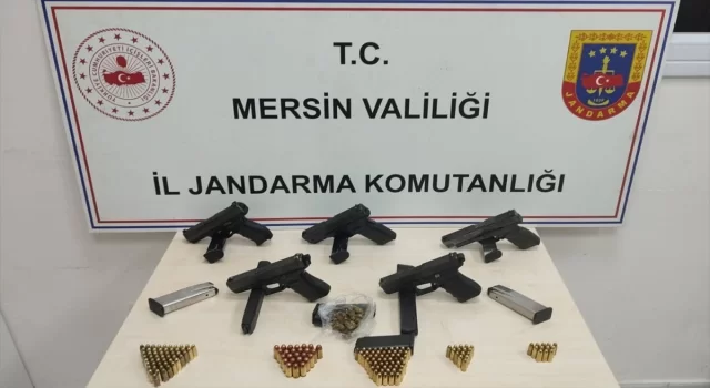 Mersin’de silah ticareti yaptıkları iddiasıyla 5 sanık yakalandı