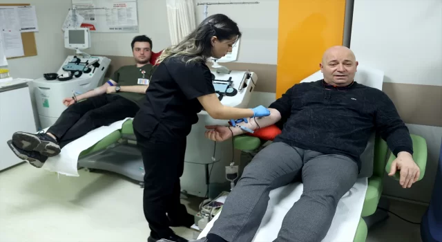 Bahçelievler Medical Park Hastanesinde azalan kan stoklarına dikkat çekmek için kampanya başlatıldı