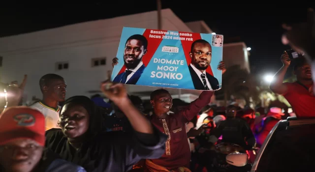Senegal’de muhalif lider Sonko ve tutuklu cumhurbaşkanı adayı Faye serbest bırakıldı