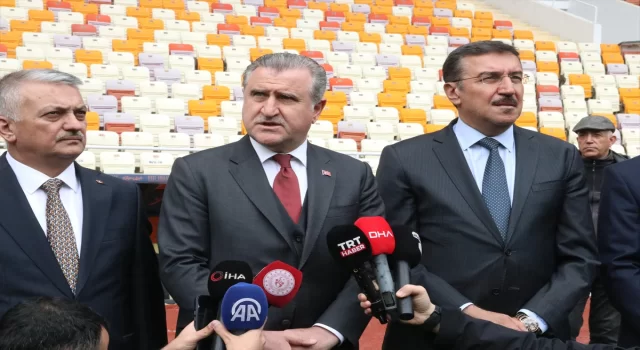 Gençlik ve Spor Bakanı Bak, Yeni Malatya Stadyumu’nda incelemede bulundu: