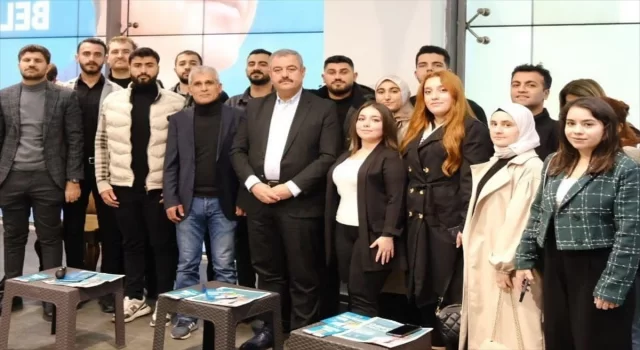 AK Parti’nin Diyarbakır Büyükşehir Belediye Başkan adayı Bilden, öğrencilerle buluştu:
