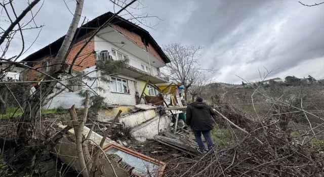 Karabük’te heyelan sebebiyle 2 katlı müstakil ev boşaltıldı