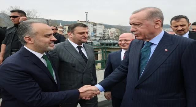 Cumhurbaşkanı Erdoğan: ”İhtirasları öylesine gözleri bürümüş ki ülkenin ve milletin uzun vadeli çıkarlarının altına dinamit döşemekten çekinmiyorlar. PKK’ya göz kırpıyorlar.”