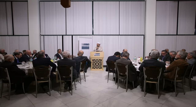 Diyanet İşleri Başkanı Erbaş, İslam Araştırmaları Merkezi’nin iftarında konuştu: