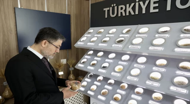 Bakan Yumaklı, Türkiye Tohum Gen Bankası’nda incelemelerde bulundu: