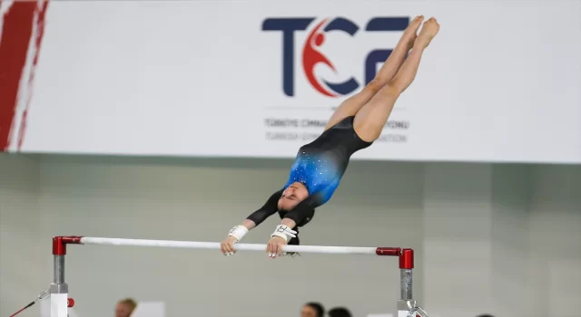 Cimnastikte kadınlar artistik ve ritmik Türkiye şampiyonaları, Antalya’da başladı