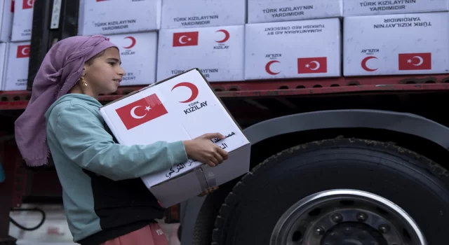 Türk Kızılaydan Erbil’de mülteci kampındaki ihtiyaç sahibi ailelere ramazan yardımı