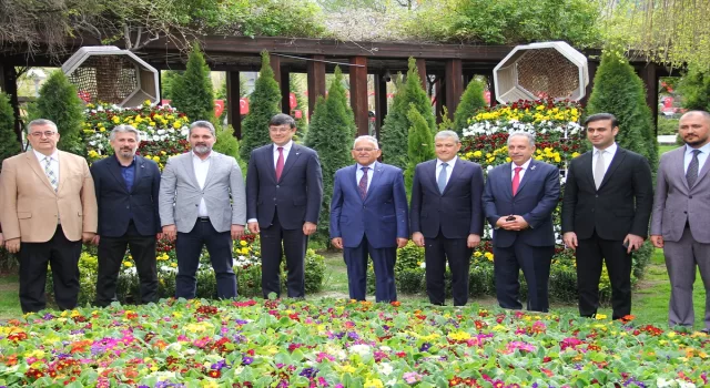 Azerbaycan heyetinden Kayseri Büyükşehir Belediye Başkanı Büyıkkılıç’a ziyaret