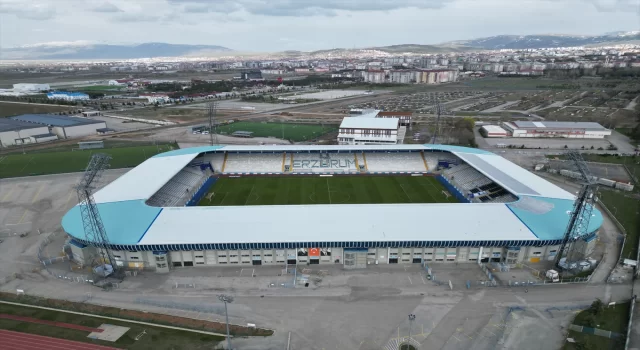 Depremlerde stadı zarar gören Erzurumspor FK, saha sorunu yaşamak istemiyor