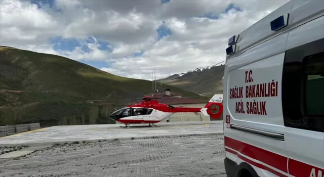 Van’da 53 yaşındaki hasta, ambulans helikopterle hastaneye nakledildi