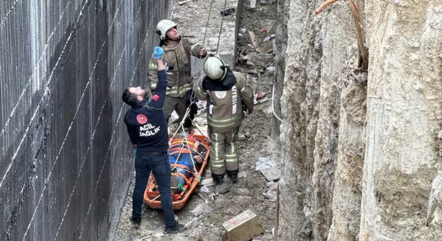 Bağcılar’da inşaattan düşen işçi yaralandı